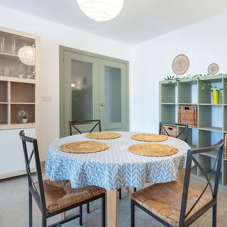 Elcano Apartment
